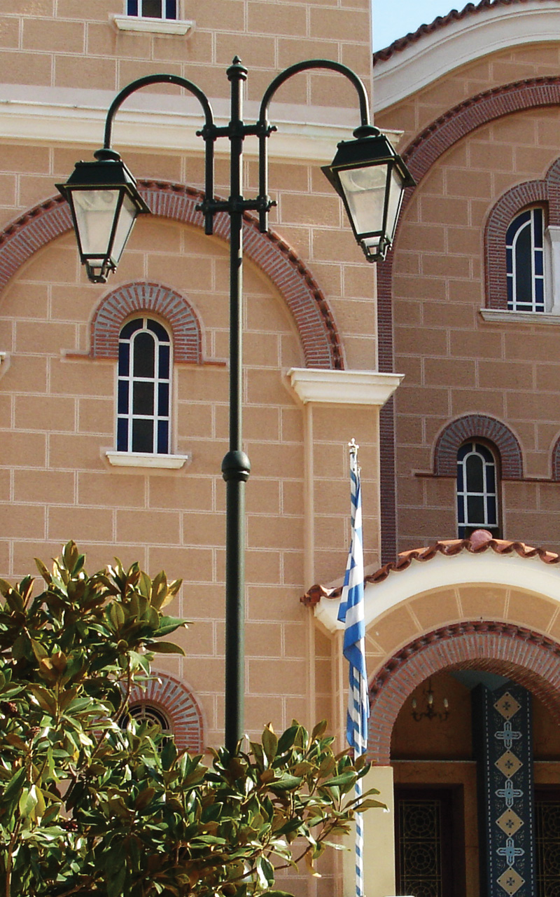 Cast Iron Poles Mobile